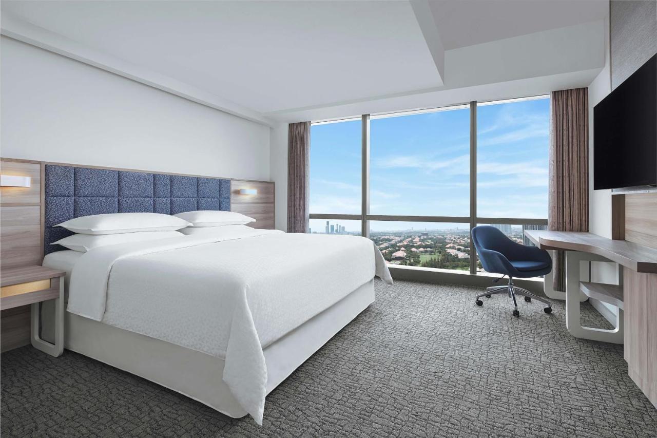 Kamar Premium Deluxe dengan 1 Tempat Tidur King